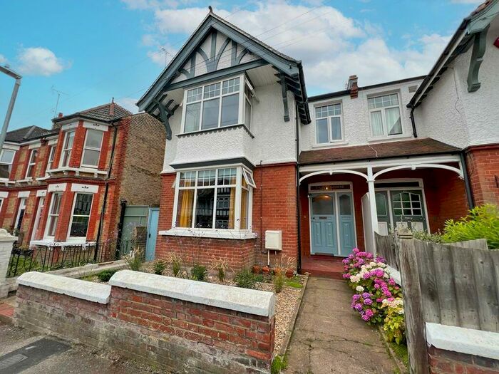 5 Bedroom Semi-Detached House To Rent In St Georges Road, Broadstairs, CT10