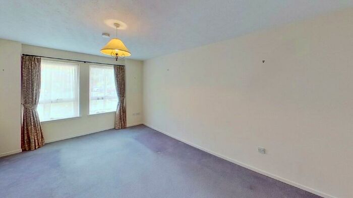 2 Bedroom Flat To Rent In Parkside Terrace, Edinburgh, EH16