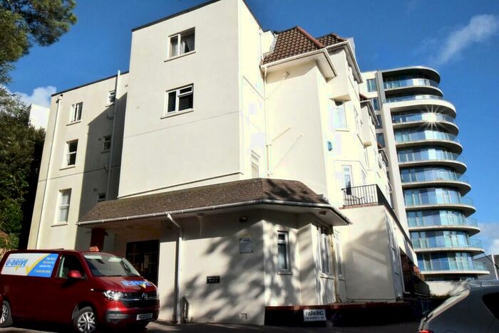 2 Bedroom Flat To Rent In Carlton Mount, Cranbourne Road, Bournemouth, BH2