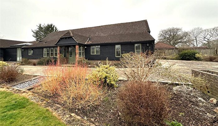 4 Bedroom Link Detached House To Rent In Tandridge Lane, Tandridge, Oxted, Surrey, RH8