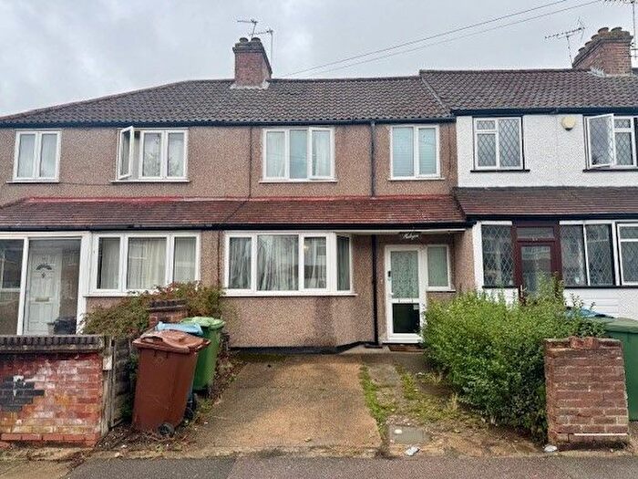 3 Bedroom Terraced House To Rent In Carmelite Road, Harrow, HA3