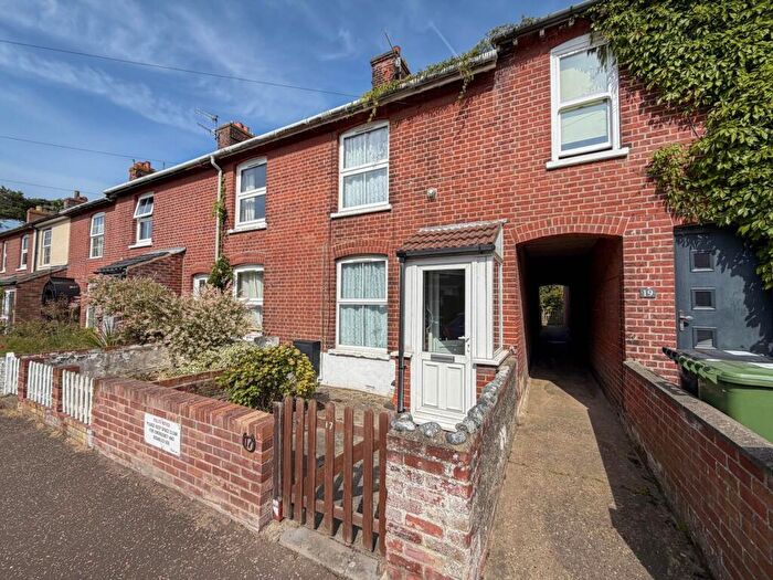 3 Bedroom Terraced House For Sale In Connaught Road, Cromer, NR27