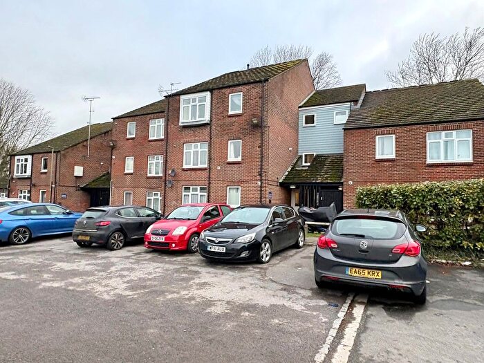1 Bedroom Flat For Sale In Nuffield Close, Didcot, OX11