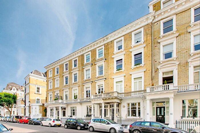 2 Bedroom Flat For Sale In Harcourt Terrace, Chelsea, SW10