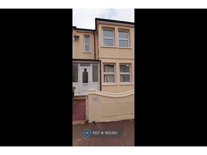 4 Bedroom Terraced House To Rent In Elsenham Road, London, E12