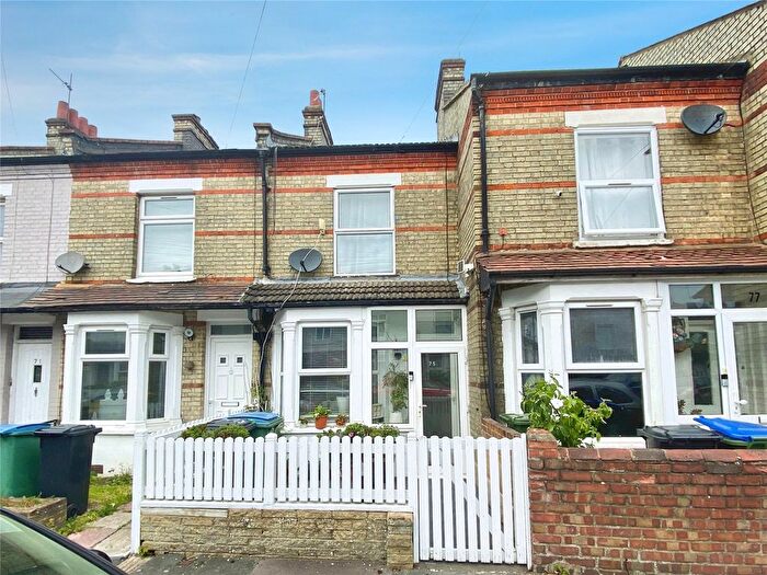 3 Bedroom Terraced House For Sale In St. Marys Road, Watford, Hertfordshire, WD18
