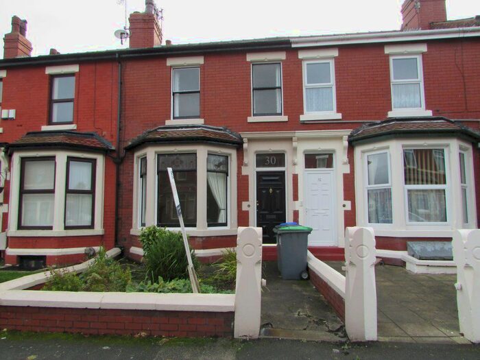 3 Bedroom Property To Rent In Leeds Road, Blackpool, Lancashire, FY1