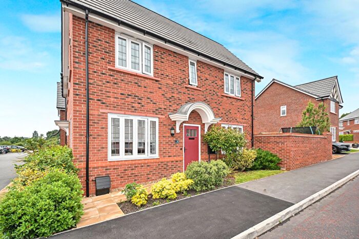 3 Bedroom Semi-Detached House For Sale In Oak Green Road, Warrington, WA3