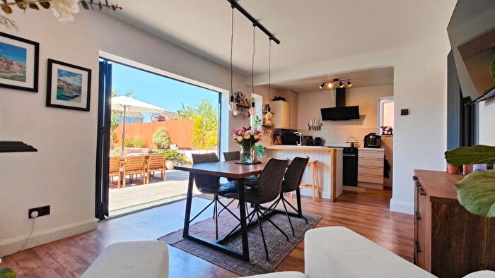 3 Bedroom Semi Detached House For Sale In Ripley Road, Bristol, BS5