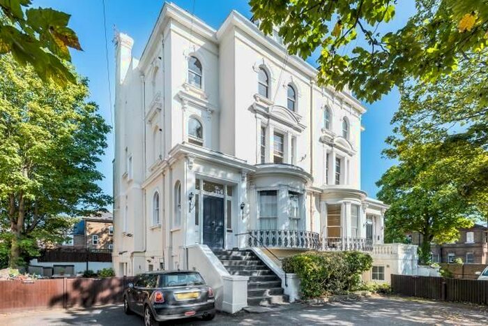 1 Bedroom Flat To Rent In Windsor, Berkshire, SL4