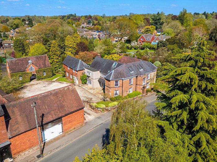 6 Bedroom Detached House For Sale In High Street, Kenilworth, Warwickshire, CV8