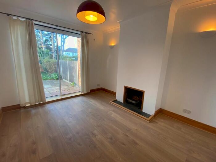 3 Bedroom Terraced House To Rent In Croyland Road, Edmonton N9