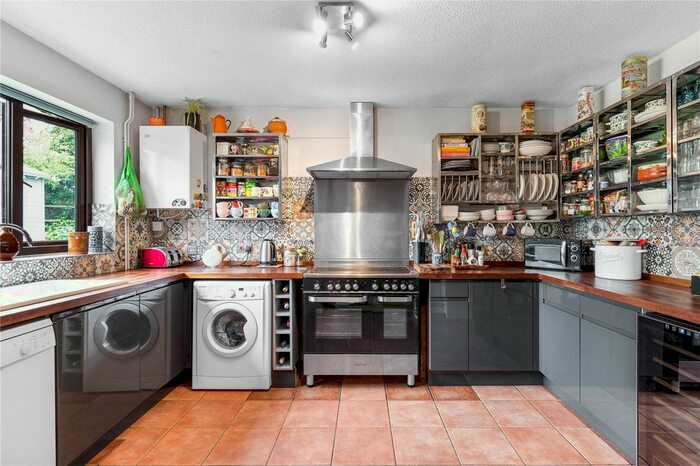 4 Bedroom Semi-Detached House For Sale In Bilberry End, Hadstock, Cambridgeshire, CB21
