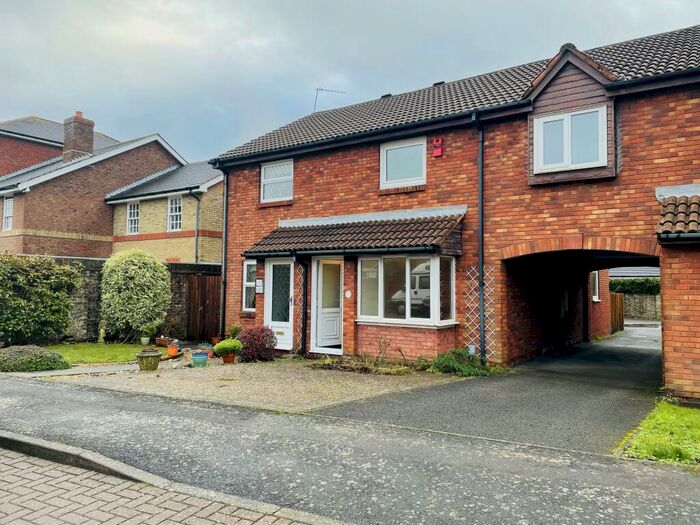 3 Bedroom House To Rent In Lidiard Gardens, PO4