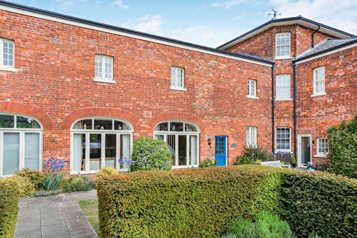 3 Bedroom Terraced House For Sale In Michaelis Road, Thame, Oxfordshire, OX9