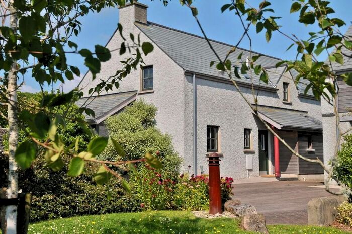 3 Bedroom Cottage To Rent In Hafod, Hushwing Living, St Florence, SA70