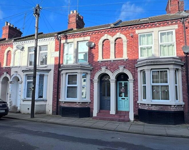 2 Bedroom Terraced House For Sale In Burns Street, The Mounts, NN1