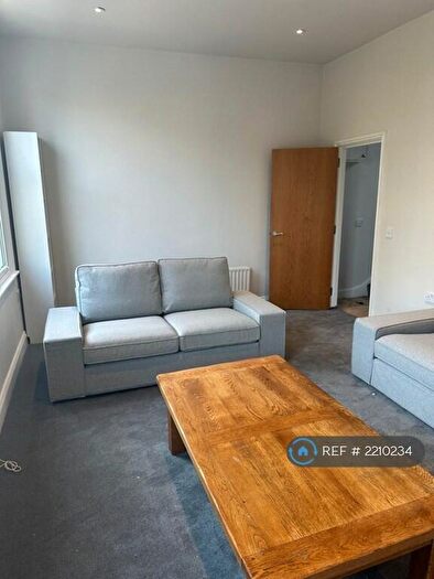 4 Bedroom Flat To Rent In Shelgate Road, London, SW11