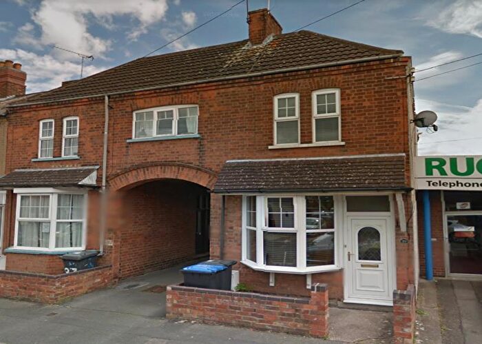 2 Bedroom Terraced House To Rent In Temple Street, Rugby, Warwickshire, CV21