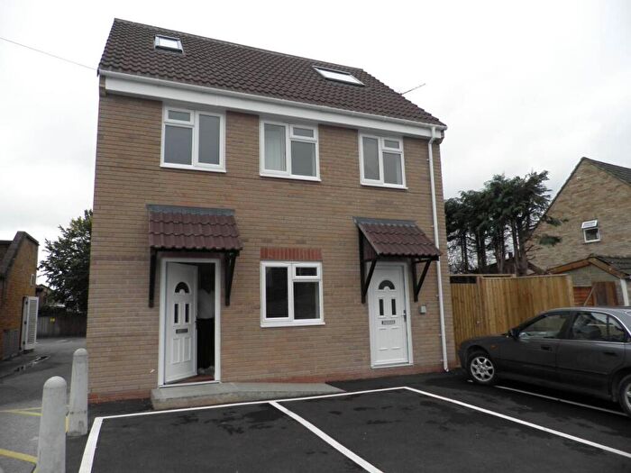 2 Bedroom Flat To Rent In Prestbury Drive, Warminster, Wiltshire, BA12