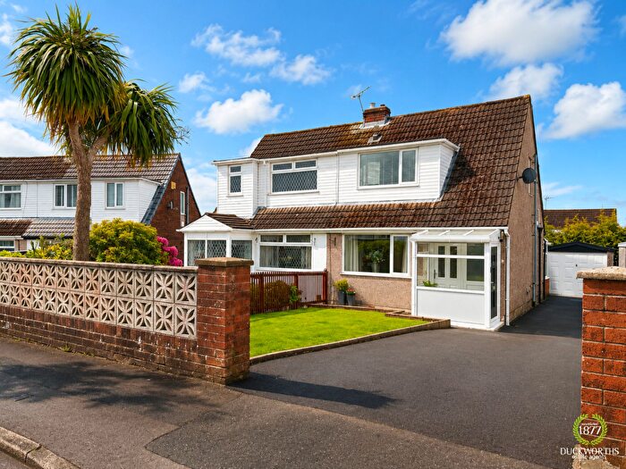 2 Bedroom Semi-Detached House For Sale In Cranbrook Avenue, Oswaldtwistle, BB5