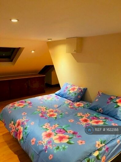 Studio To Rent In St. Pauls Road, London, N17