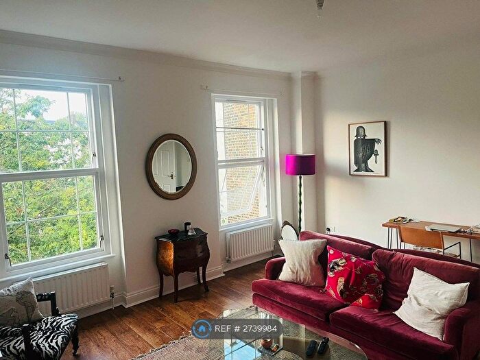 2 Bedroom Maisonette To Rent In Mildmay Grove South, London, N1
