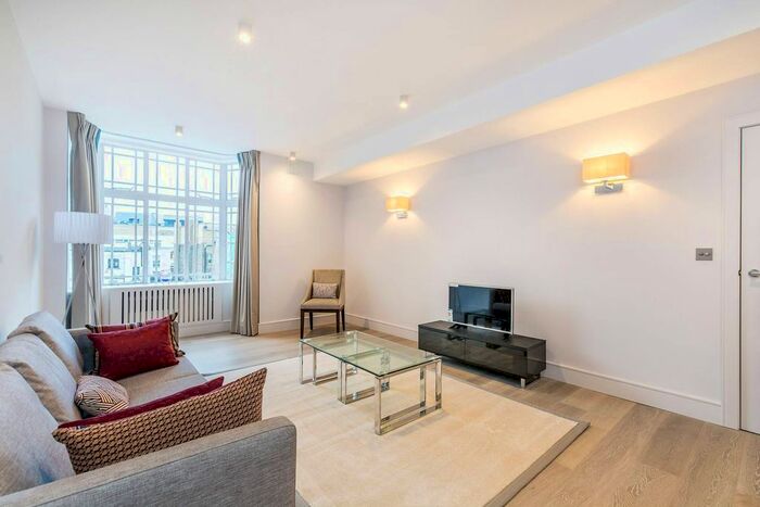 3 Bedroom Flat For Sale In Queensway, Queensway, London, W2