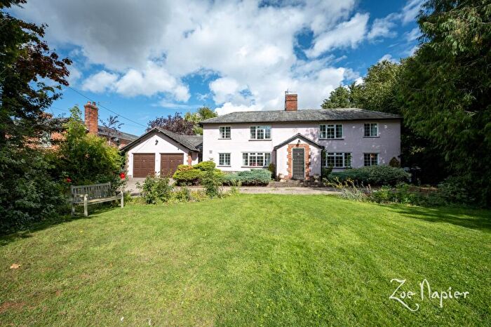 5 Bedroom Detached House For Sale In Sturmer, CB9