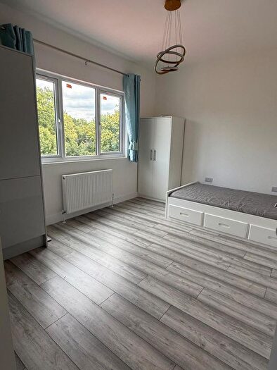 Studio To Rent In Fairfield Crescent, Edgware, HA8