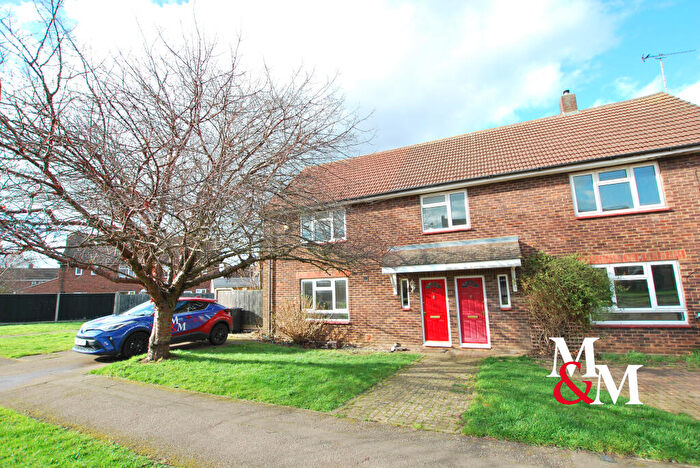 2 Bedroom Semi-Detached House To Rent In Weston Avenue, LU7