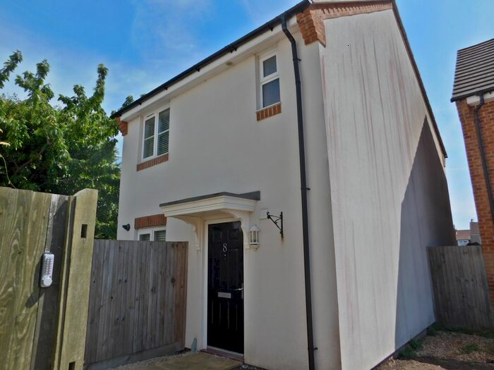 3 Bedroom Detached House To Rent In William Court, Portsmouth, PO3