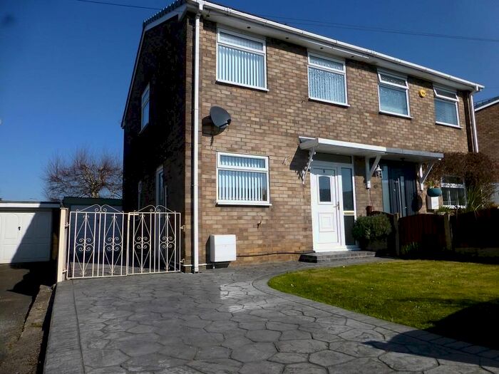 3 Bedroom Semi-Detached House To Rent In Fammau View Drive, Penyffordd, Chester, CH4