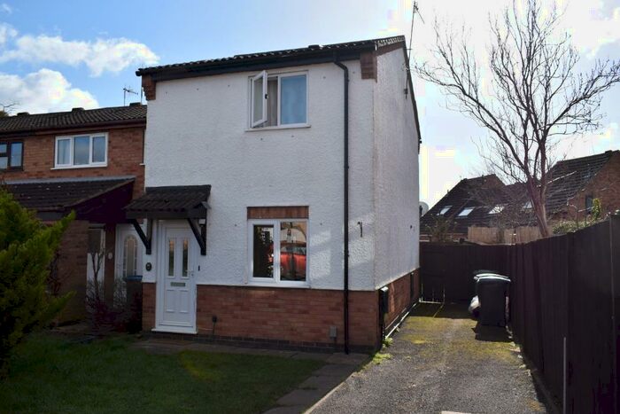 2 Bedroom End Of Terrace House To Rent In Meadowsweet Road, Stratford-upon-Avon, CV37