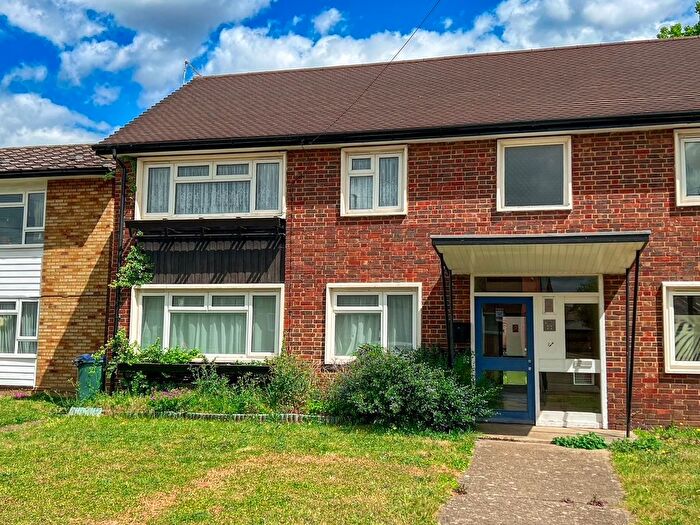 1 Bedroom Flat For Sale In High Street, West Molesey, KT8