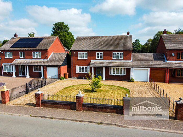 4 Bedroom Detached House For Sale In Hardingham Street, Hingham, Norfolk, NR9