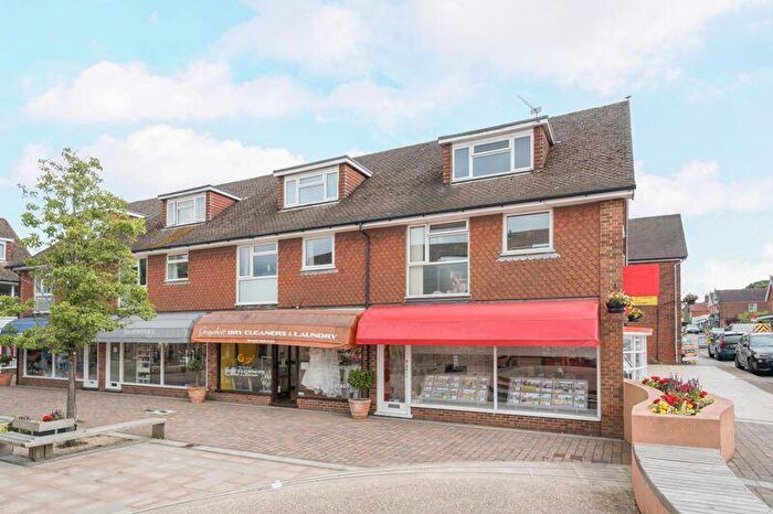 2 Bedroom Duplex To Rent In Headley Road, Hindhead, GU26