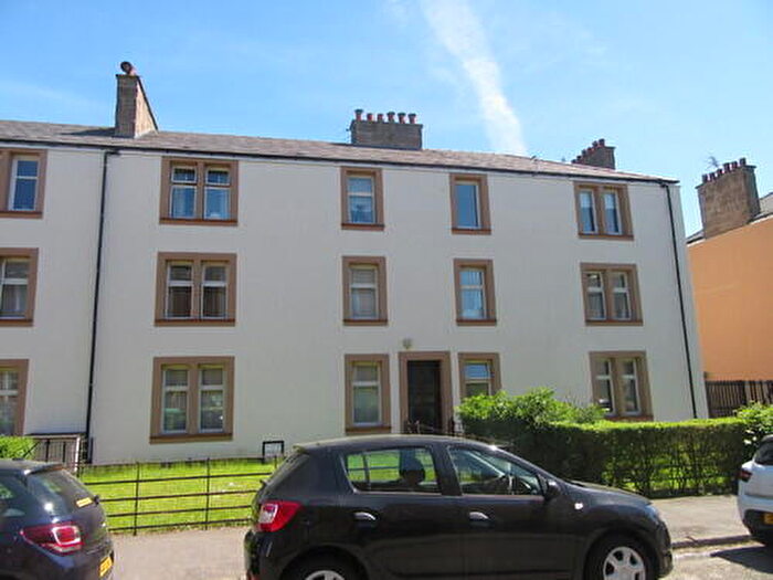 2 Bedroom Flat To Rent In Tullideph Street, Dundee, DD2