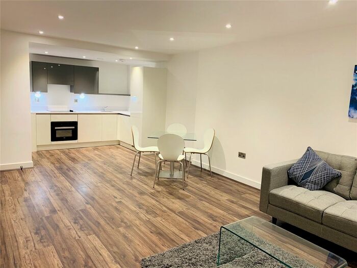 1 Bedroom Flat To Rent In Tenby House, Tenby Street South, Birmingham, B1