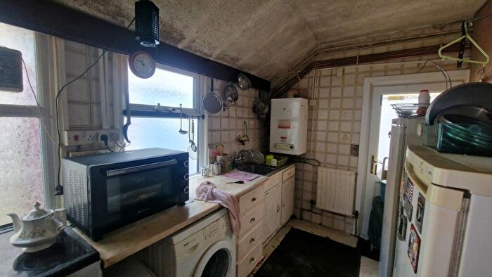 3 Bedroom Terraced House For Sale In Bodringallt Terrace, Ystrad, Pentre, Mid Glamorgan, CF41
