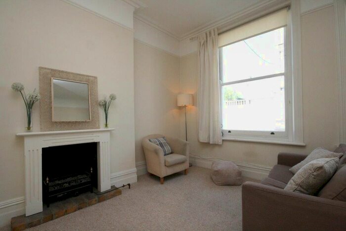 1 Bedroom Flat To Rent In Comeragh Road, London, W14