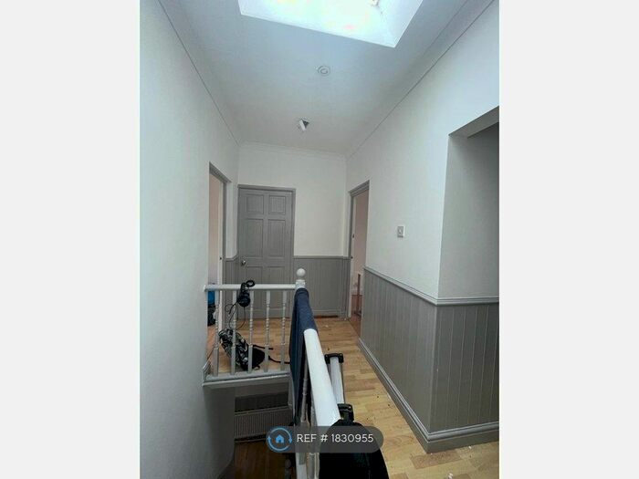 3 Bedroom Maisonette To Rent In Gwyn Street, Bristol, BS2