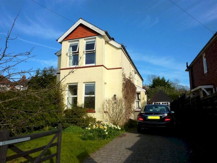3 Bedroom Detached House To Rent In Cross Lane, Findon, West Sussex, BN14