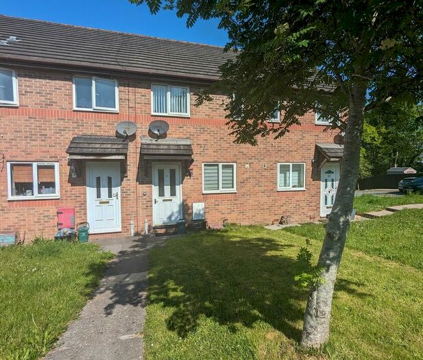 2 Bedroom Terraced House To Rent In Clos Y Deri, Dafen, Carmarthenshire., SA14