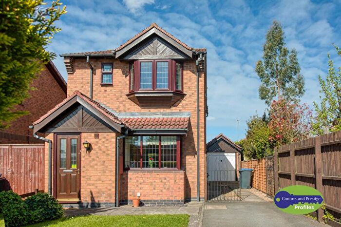 3 Bedroom Detached House For Sale In Marywell Close, Hinckley, LE10