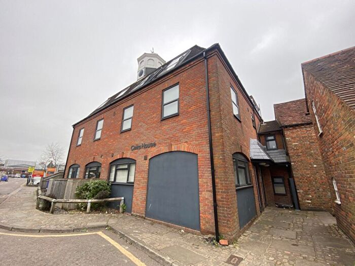 1 Bedroom Apartment To Rent In Elgiva Lane, Chesham, HP5