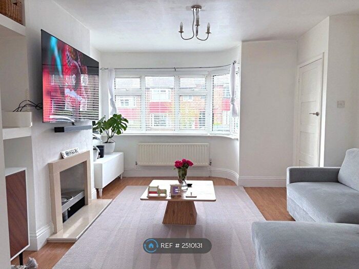 2 Bedroom Terraced House To Rent In Carr Road, Northolt, UB5