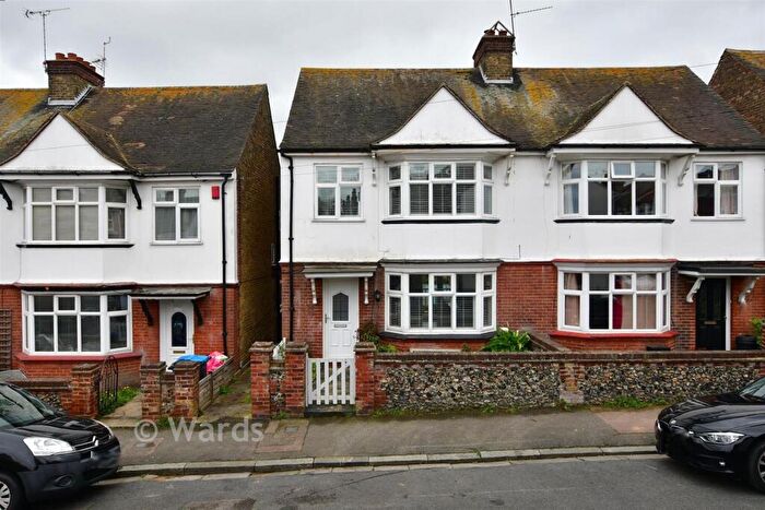 4 Bedroom Semi Detached House For Sale In Upper Approach Road, Broadstairs, Kent, CT10