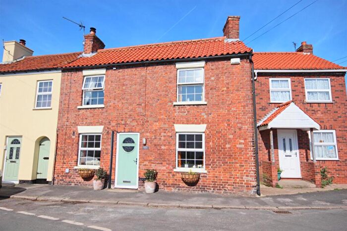 3 Bedroom Cottage For Sale In High Street, Aldbrough, HU11