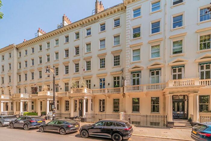 3 Bedroom Flat For Sale In Warwick Square, Pimlico Amp; Westminster, SW1V